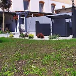 Pensión B5